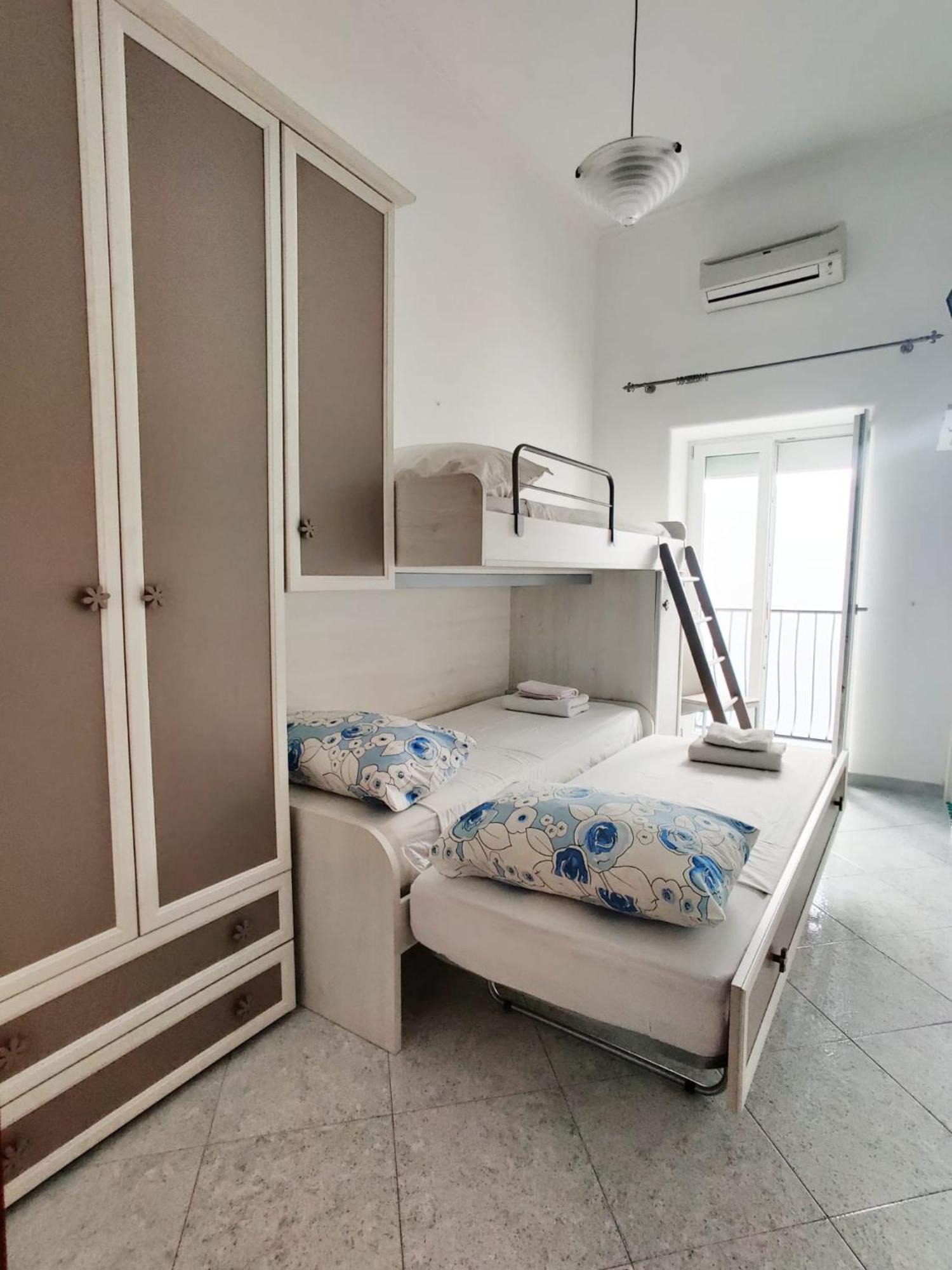 Casa Vacanze Da Serena Lacco Ameno  Екстериор снимка